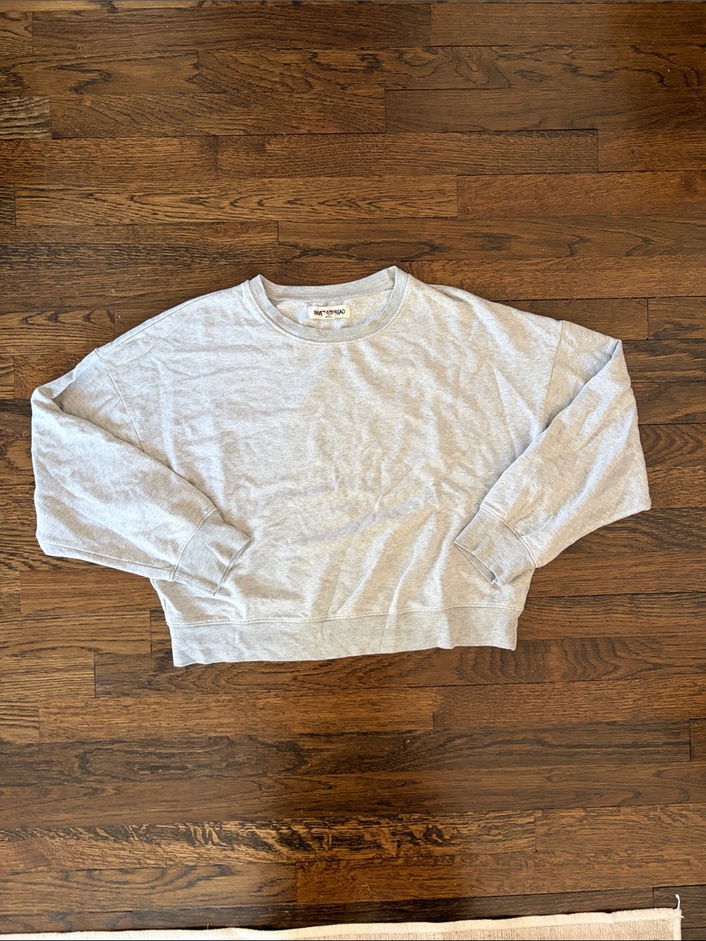 Rivet & Thread large Light Gray Women's Crewneck Sweater